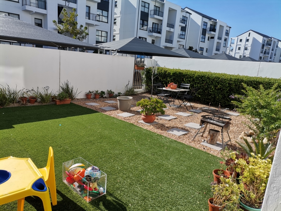 To Let 3 Bedroom Property for Rent in Sandown Western Cape